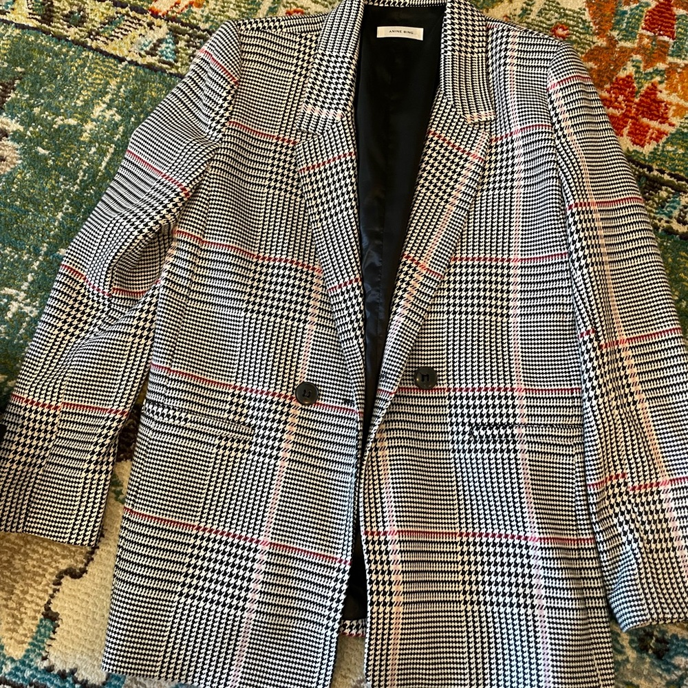 Anine Bing oversized houndstooth blazer.